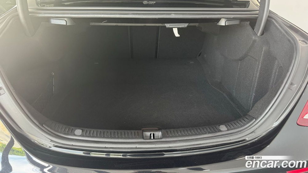 Mercedes-Benz E-Class W213 E220d 4MATIC Exclusive (06.2020)