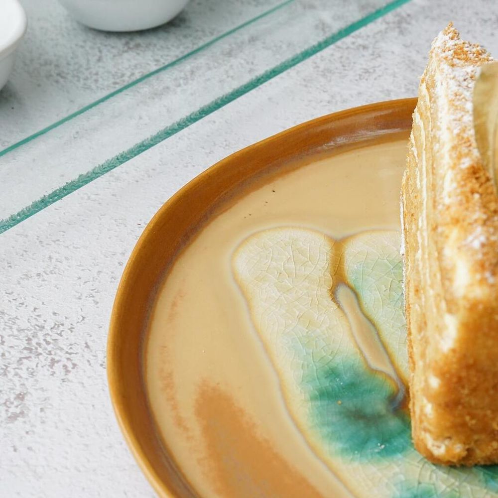 Тарелка d 18,5 см h1,5 см Light Brown Spots Sea Wave Frutti di Mare P.L. [1]