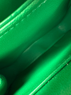 Сумка Valentino Garavani Green Micro One Stud