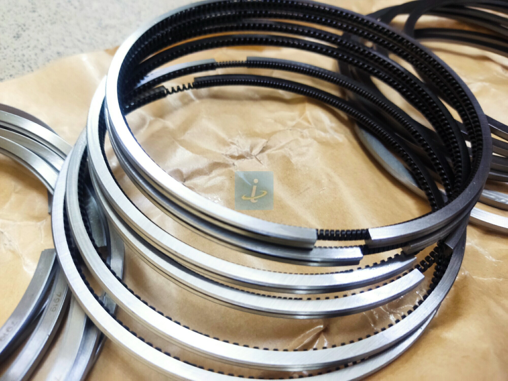 Кольца поршневые 650.1004002 к-т на 1 двигатель