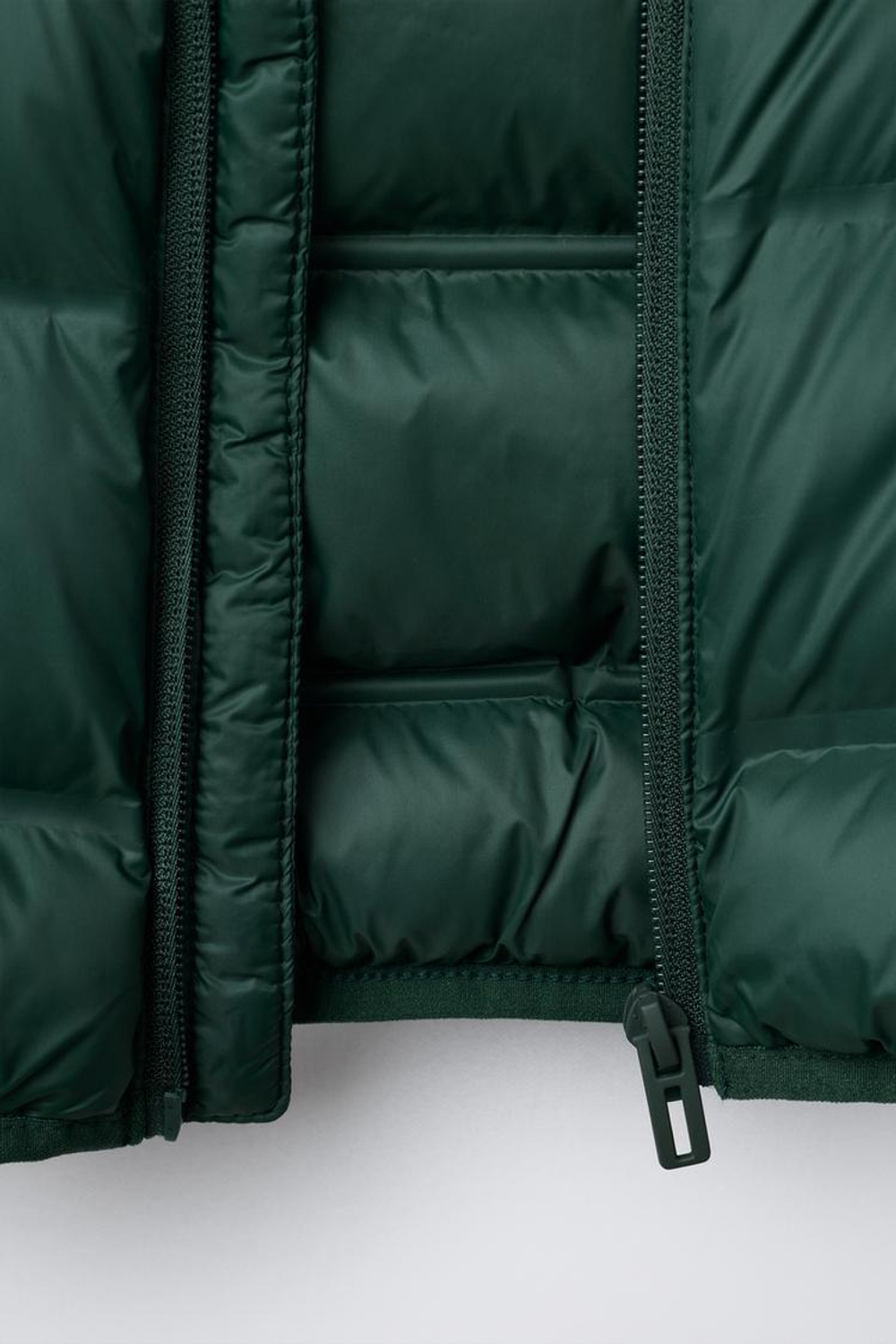 ZARA УЛЬТРАЛЕГКИЙ ЖИЛЕТ WATER REPELLENT, ЗЕЛЕНЫЙ