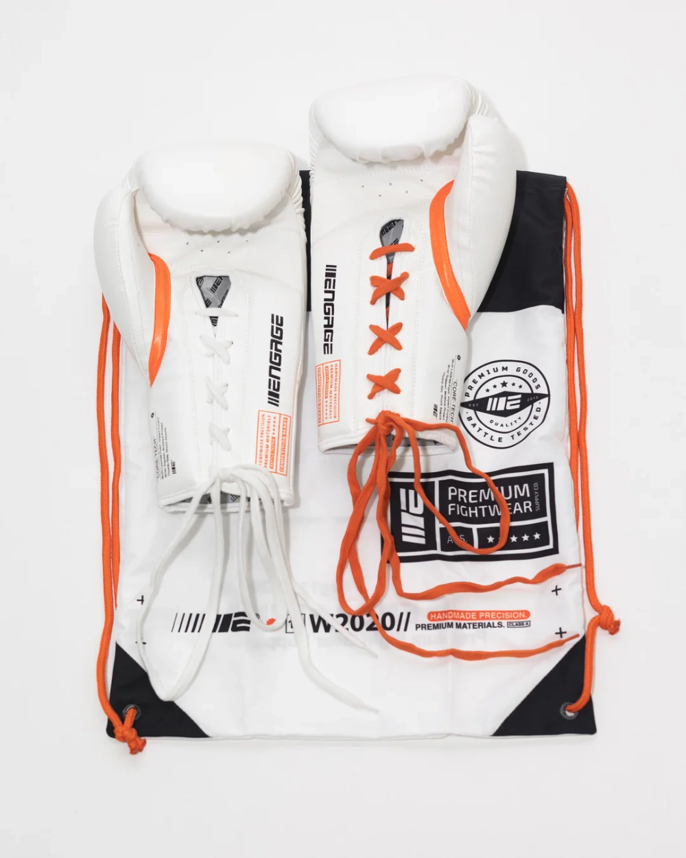 Боксёрские перчатки Engage W.I.P белые