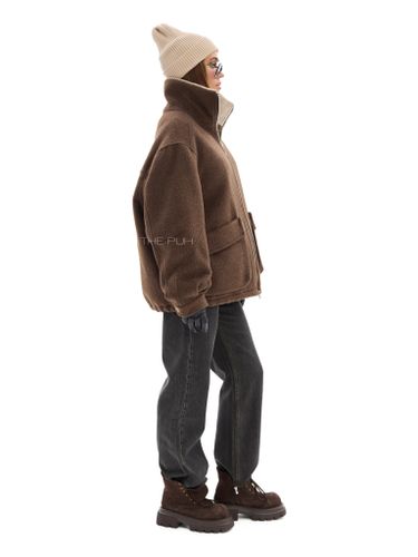 Шоколадная куртка с накладными карманами