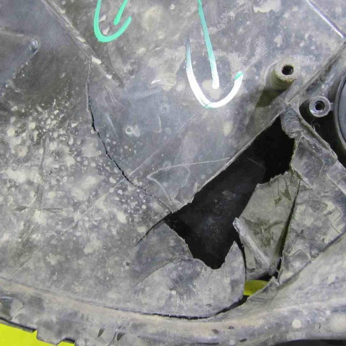 Битая Фара правая Mercedes CLA C117 (2016-2019) LED