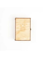 Подарочная коробка