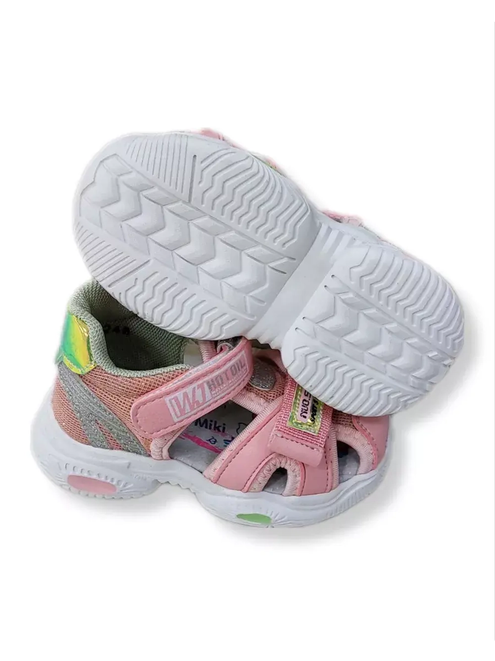 Сандалии для малышки спортивные лето.