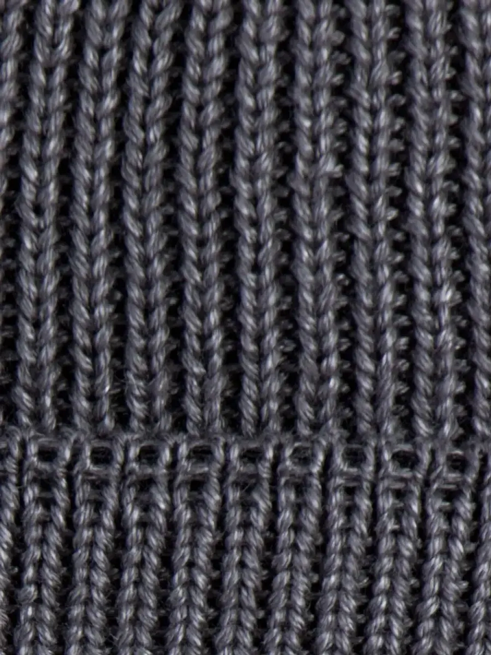 Шапка для мальчика вязаная осенняя