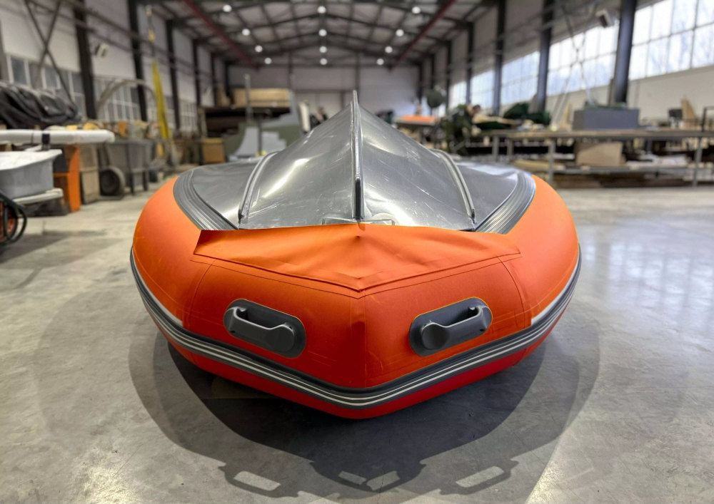 Моторная лодка РИБ Gelium 4300 (высокий борт, пластиковый конус)