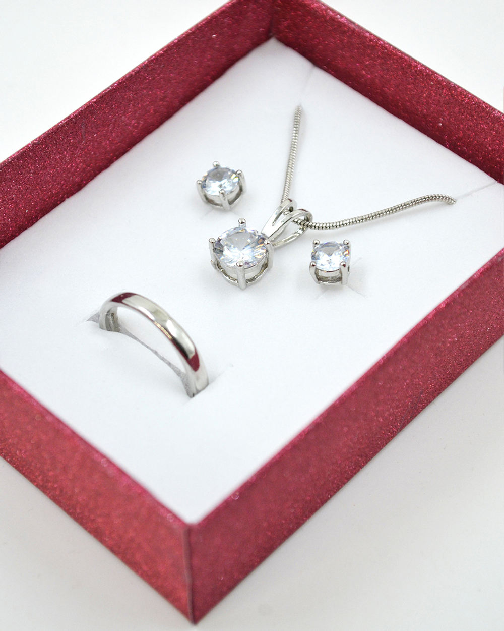 Прямоугольный подарочный футляр №4 под кольцо.