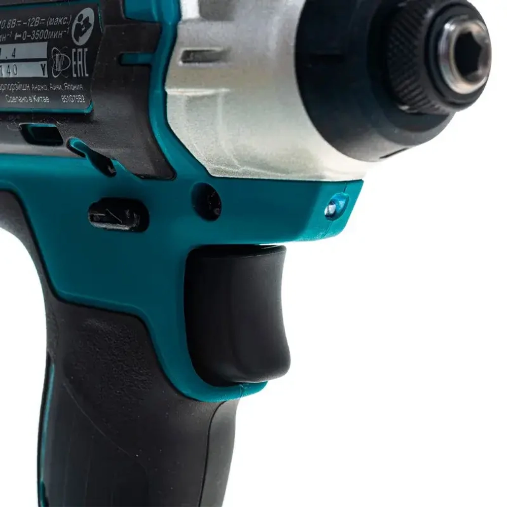 Makita TD110DWAE аккумуляторный ударный шуруповерт (2 x 2 Ач, ЗУ)