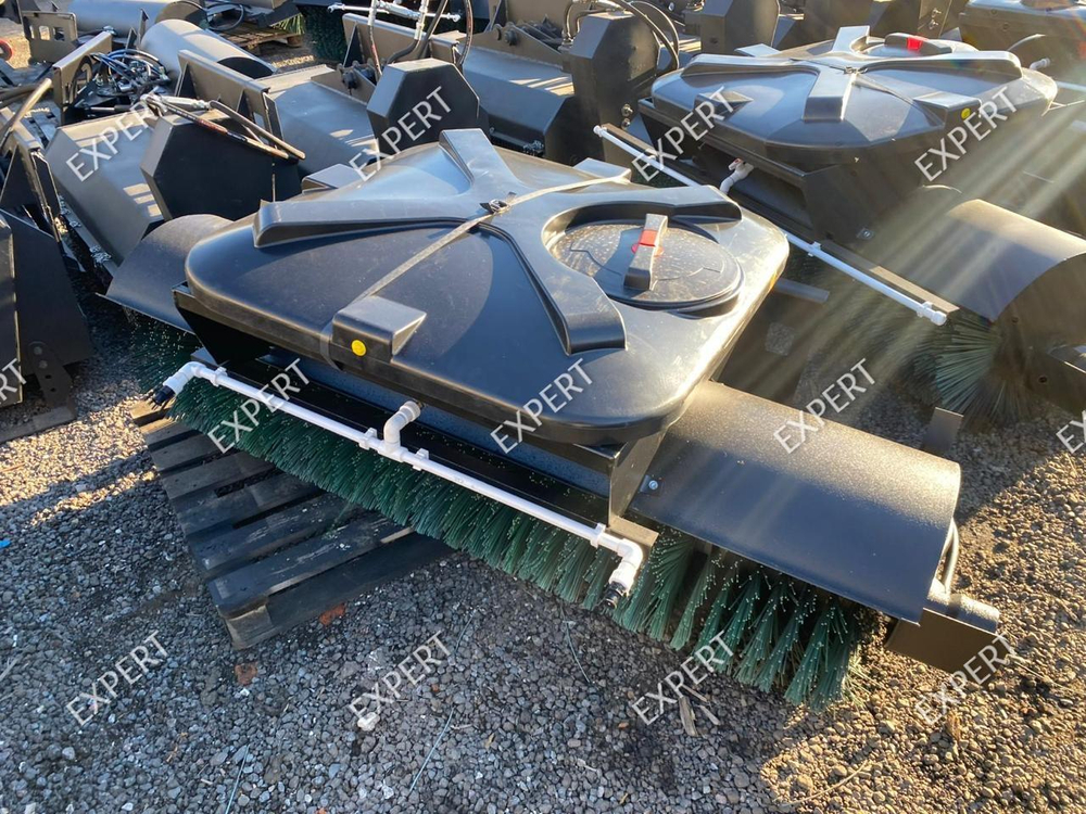 Щётка дорожная на Фронтальный погрузчик Liebherr