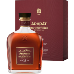 Коньяк Ararat Васпуракан 15 лет 0,5 л.