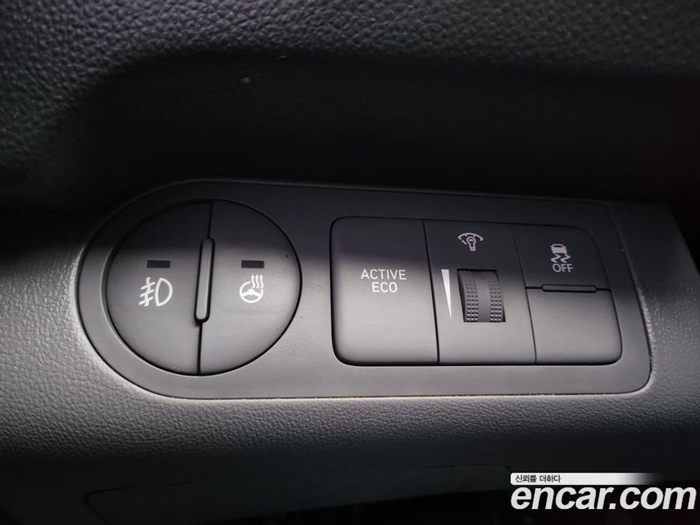 Hyundai The New Grand Starex Van 3-х местный (01.2020)
