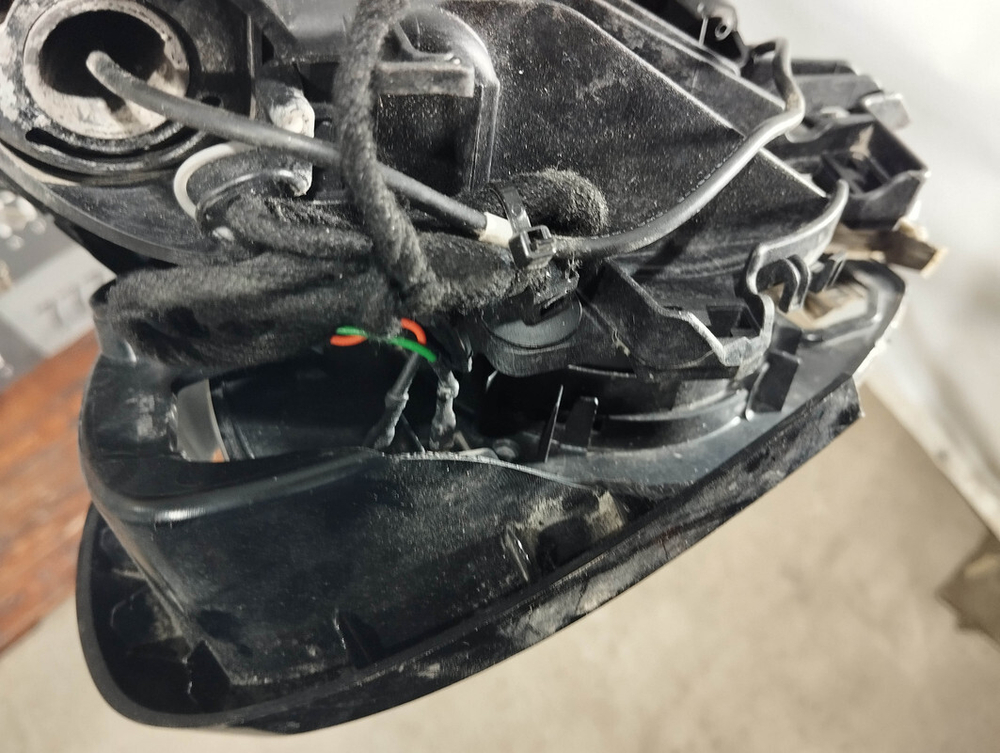 Зеркало правое 12 pin (контактов) + камера Omoda C5 22-нв Б/У Оригинал 601000431AABCE