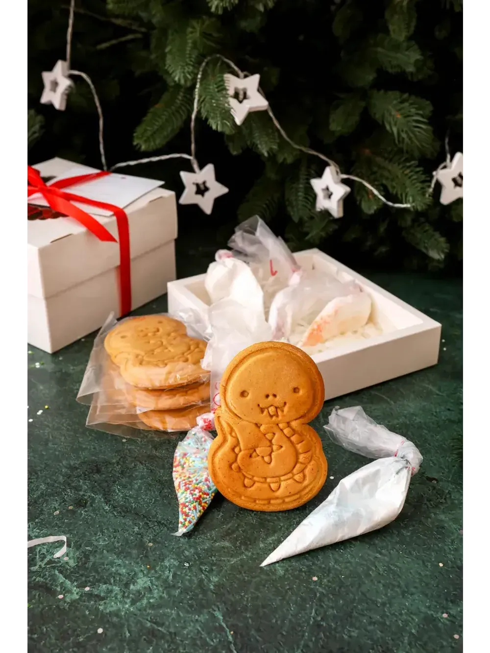 Имбирные пряники "Змея" мастер-класс