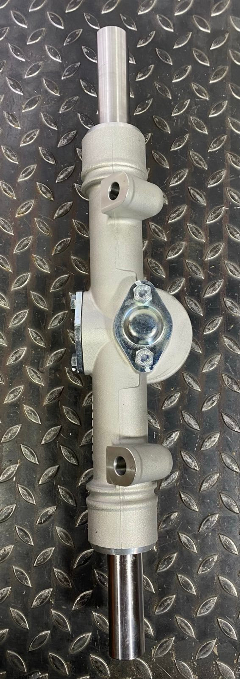 Рейка рулевая 11063191