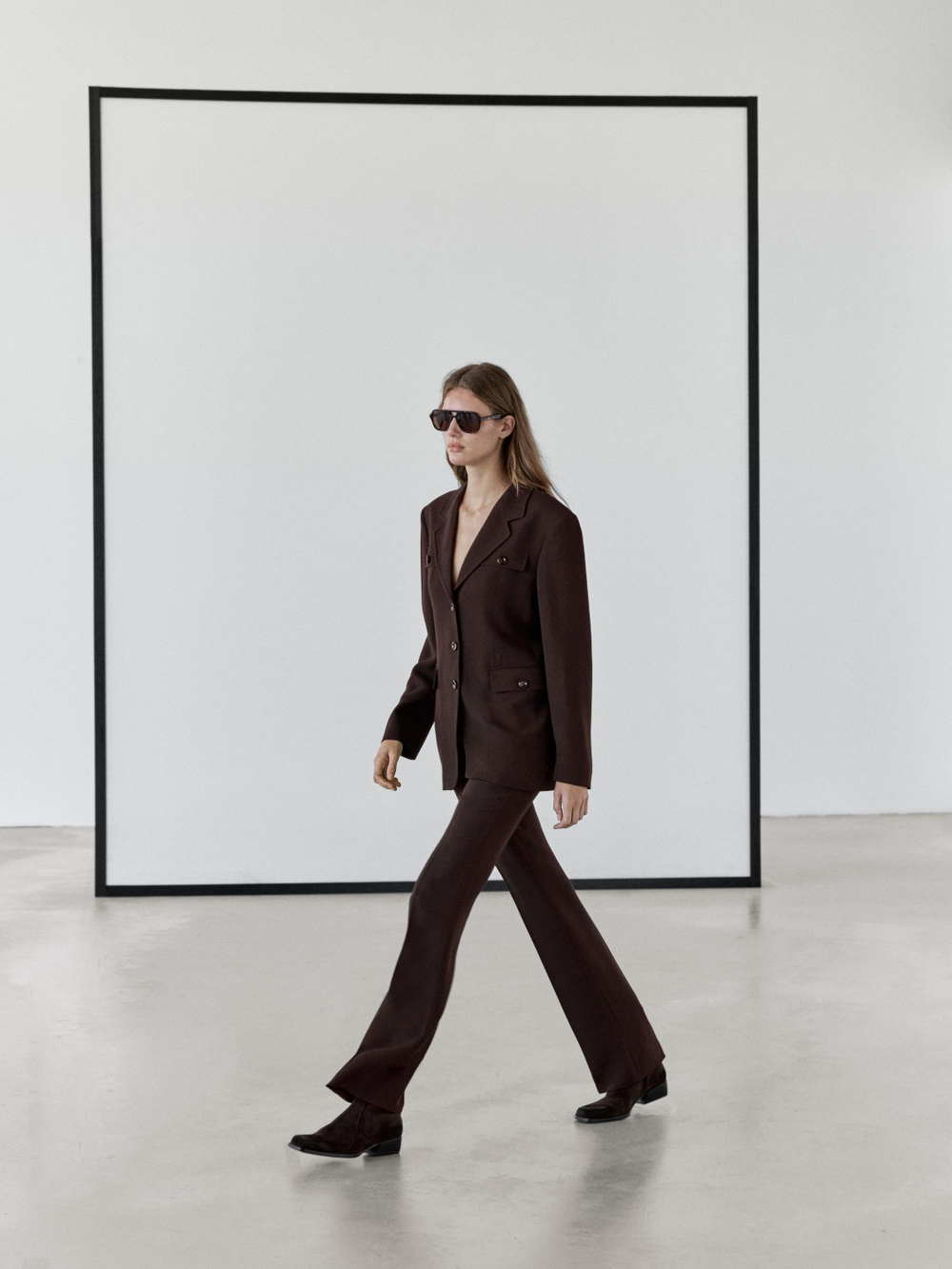 Massimo Dutti Расклешенные брюки с карманом, шоколадный