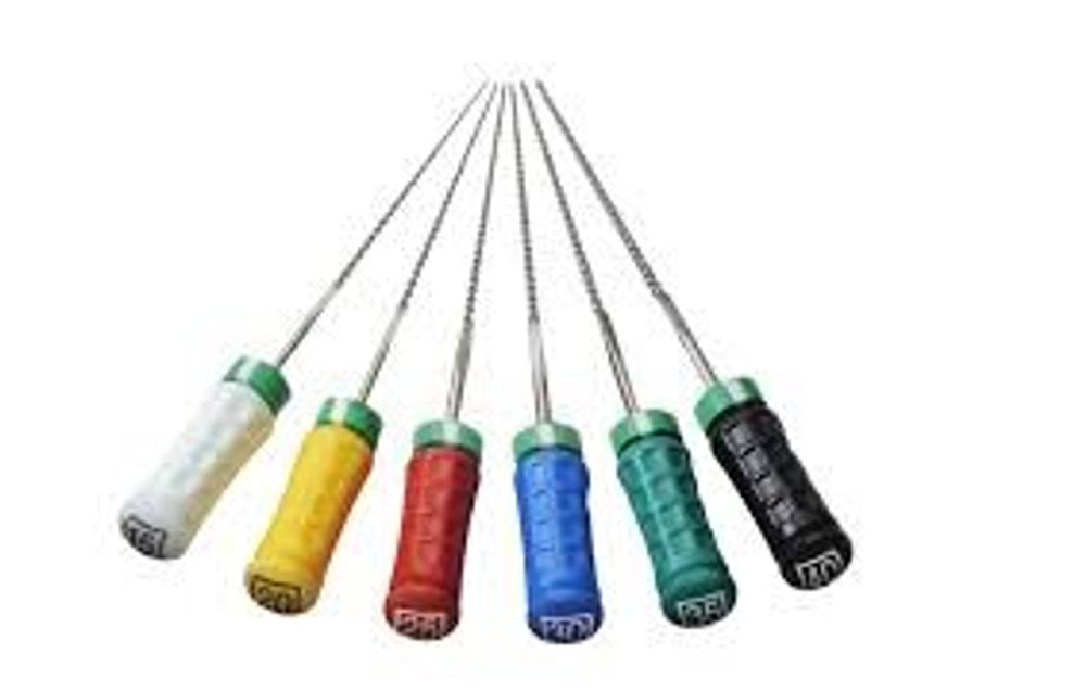 К-файл (эндодонтический)	Нержавеющая сталь 31 mm # 15 Yellow (6шт)