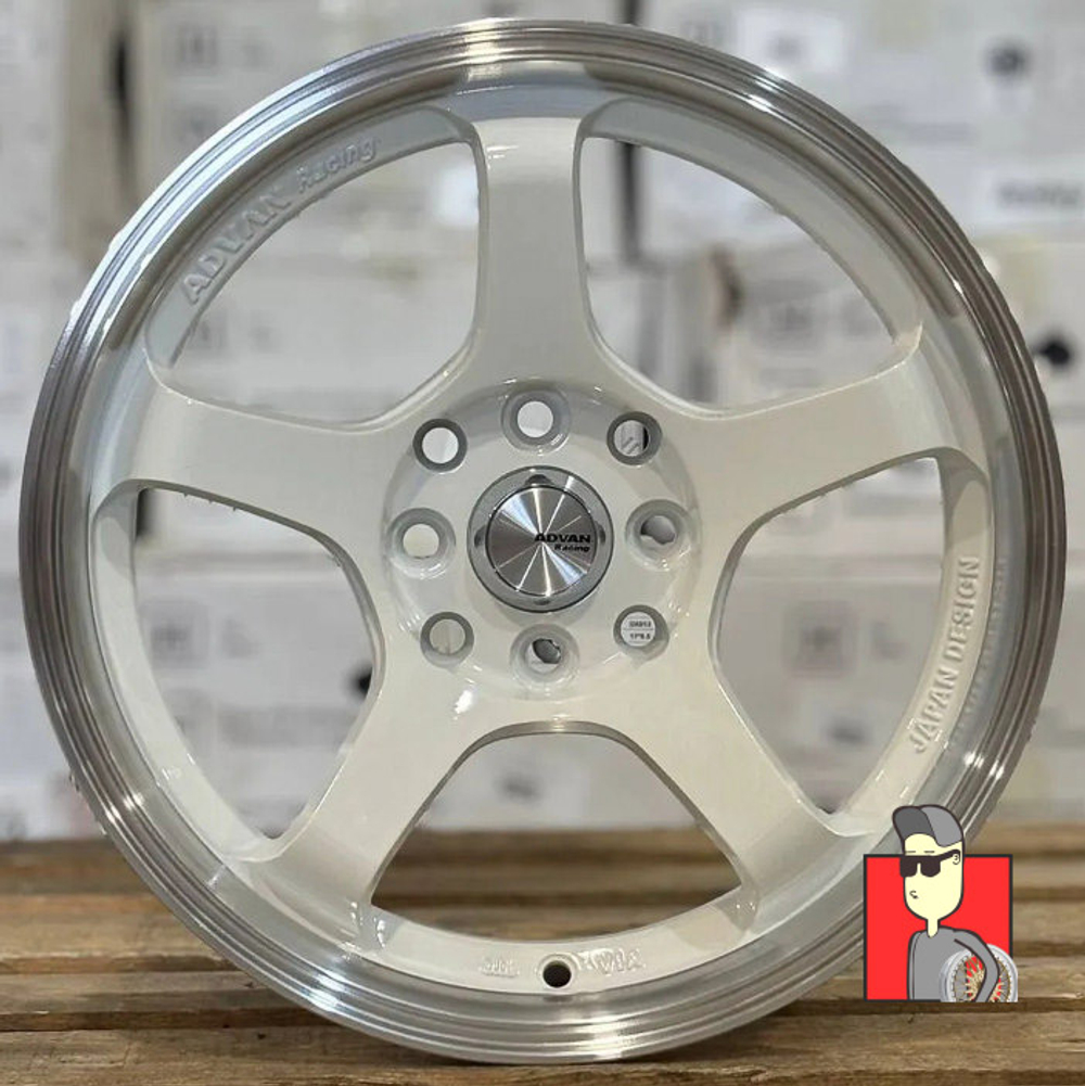 Комплект дисков Advan Racing GT 15x7 et20 4x100/4x114.3
