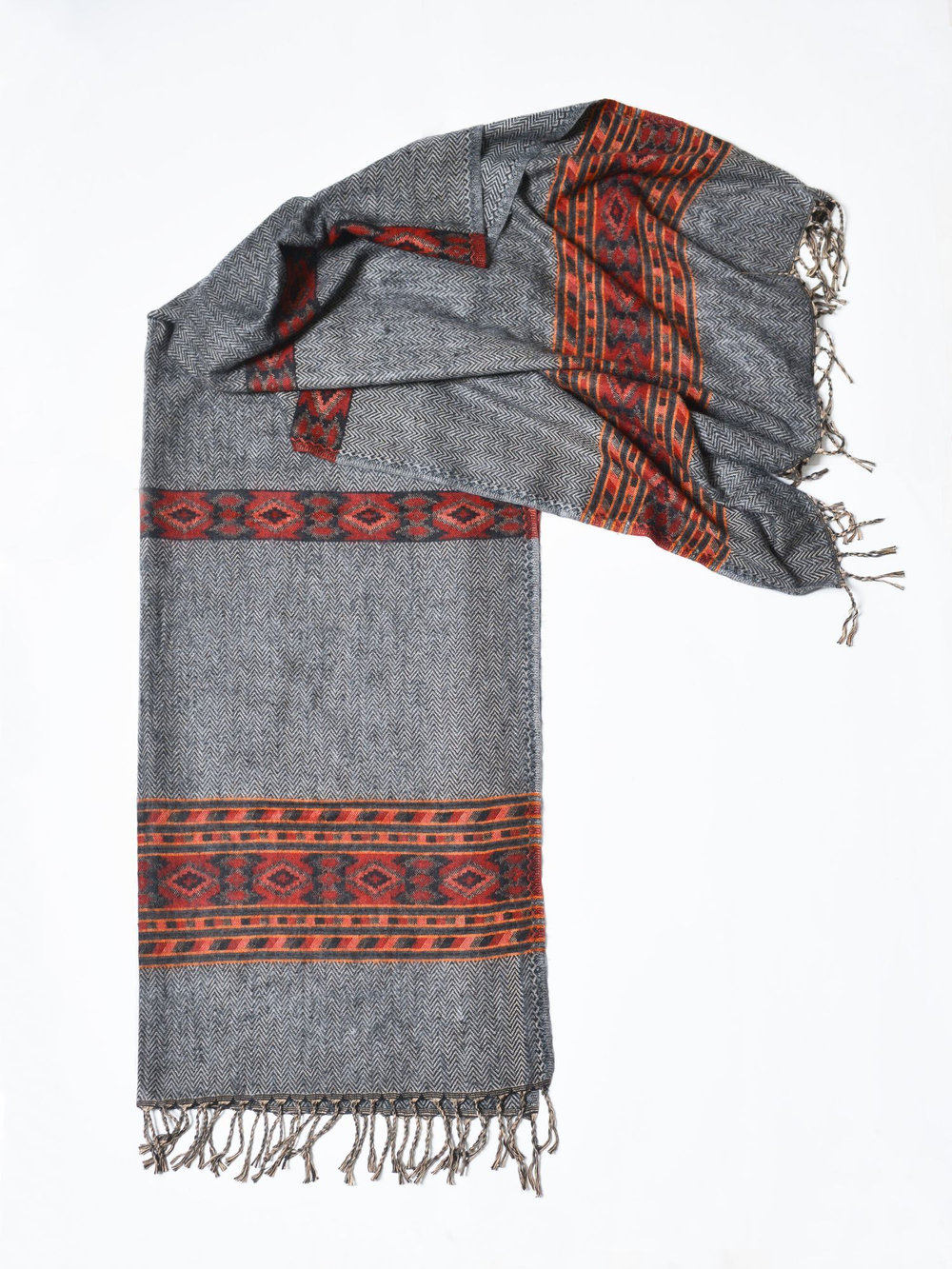 Шарф теплый с этно орнаментом