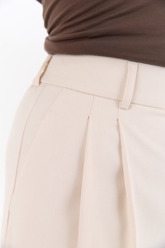 Брюки со стрелками, кремовый