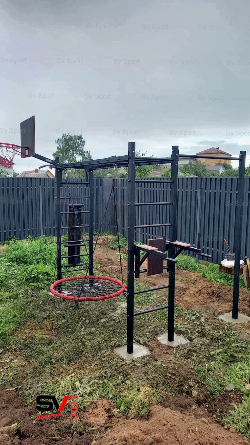 Монтаж уличной шведской стенки Sv Sport Рукоход (5 вертикальных столбов)