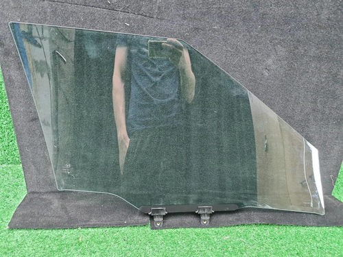 Стекло двери переднее левое Hyundai Creta 2 21-22