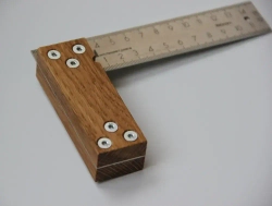 Угольник столярный 150мм Миллиметрика