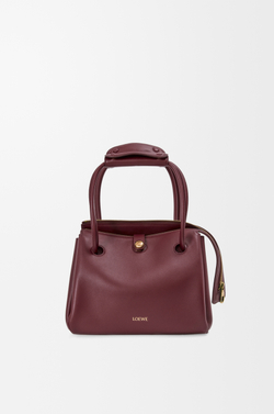 Loewe Маленькая сумка Madrid из мягкой телячьей кожи, бургунди