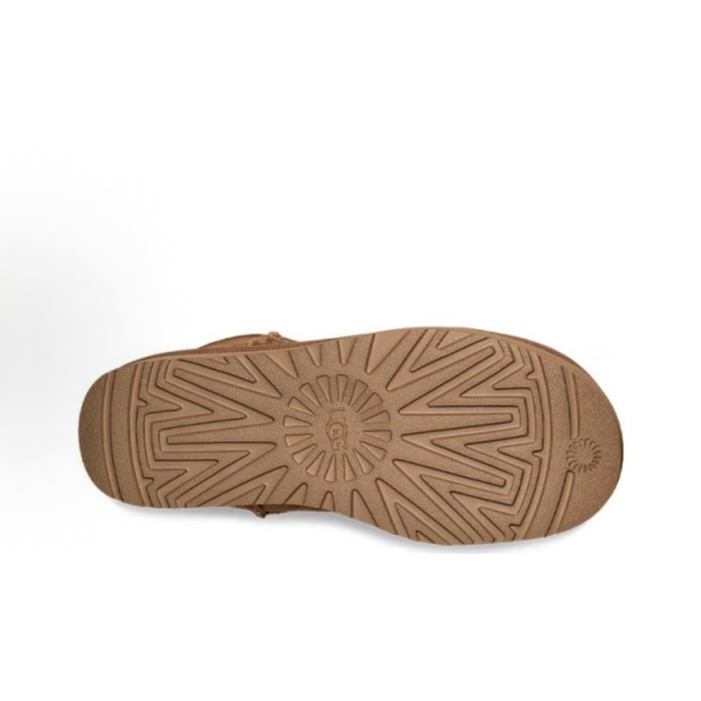 UGG Classic Mini Platform Boot