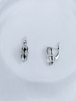 "Аула мод." серьги в серебряном покрытии из коллекции "Серебряная сказка" от Jenavi с английским замком