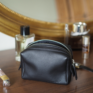 Косметичка Mignon из кожи теленка черного цвета