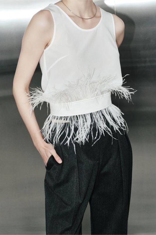 Пояс с перьями