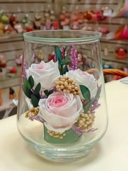 натуральные пионы в стекле, вакуум*