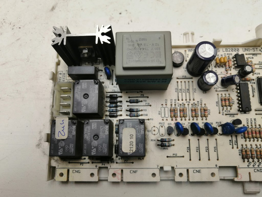 WS105TX кт100 Электронный модуль для стиральной машины Indesit 21500669206 б/у