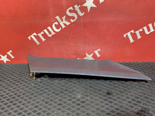 Накладка переднего бампера левая 2019г.