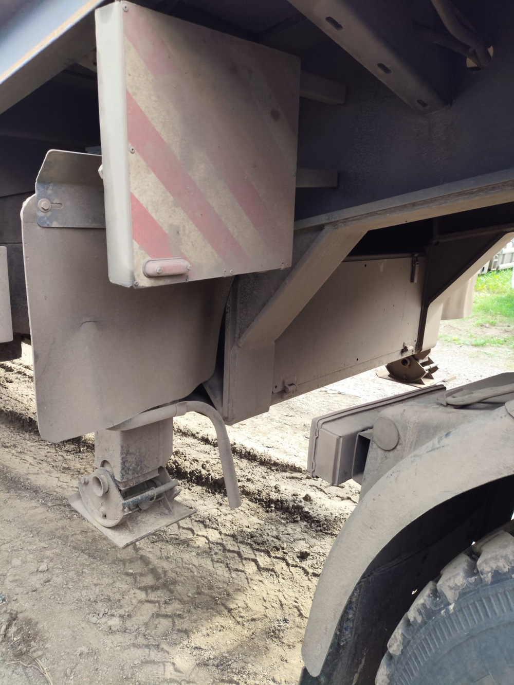 ЧДМ 94383* Полуприцеп тяжеловоз 3 оси 943835-0000010 (Не раздвижной)