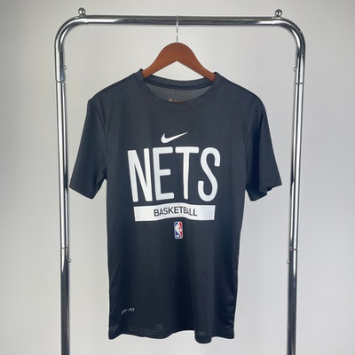 Баскетбольная футболка «Бруклин Нетс»