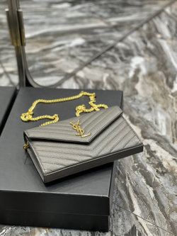 Saint Laurent WOC 22 cm