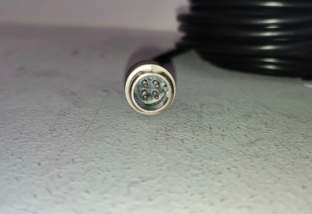 Кабель (15 метров) с питанием для камеры HD, 15 метров, TG (1 шт.)