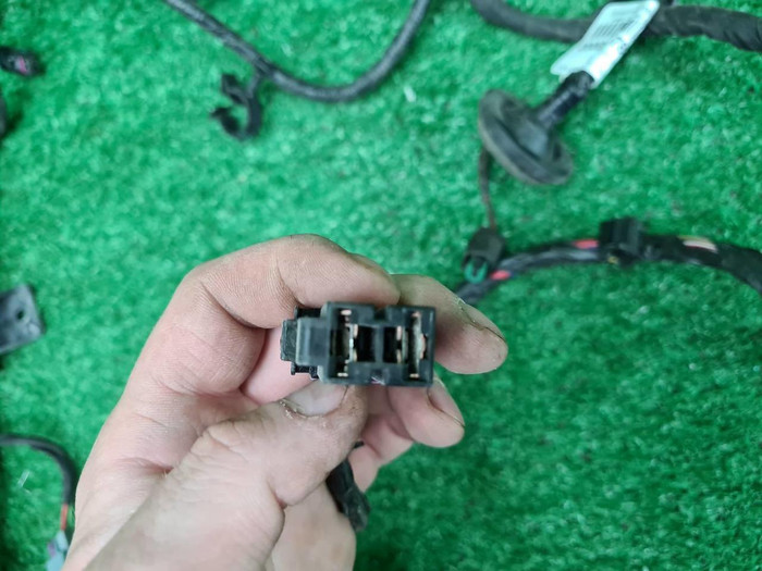 Проводка моторного отсека Geely Coolray (19-нв)