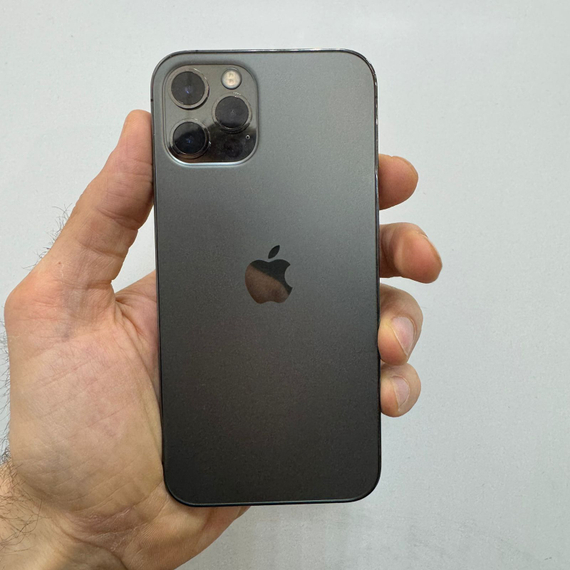 Apple iPhone 12 Pro 256gb черный АКБ 77% (Менялся верхний динамик)