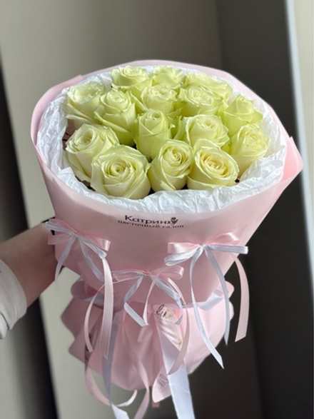 15 белых роз монобукет