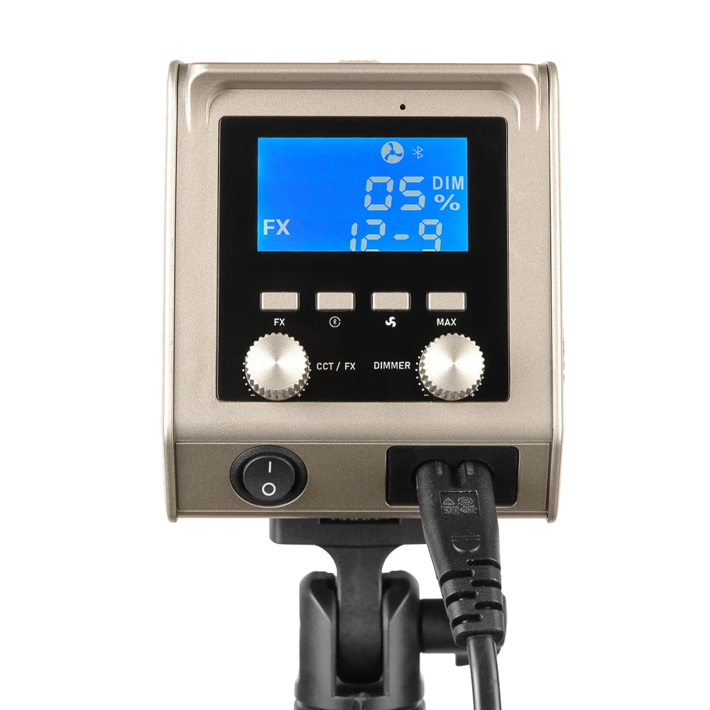 Осветитель светодиодный Falcon Eyes Retro 200B студийный