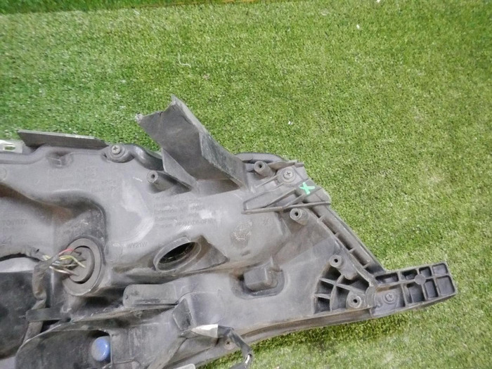 Фара левая Toyota Corolla E160 (2015-2019) LED