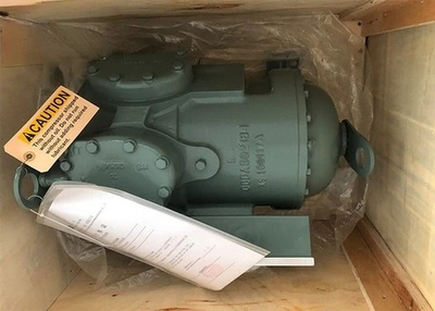 Полугерметичный поршневой компрессор Carrier Carlyle 06DA328 с мощностью 10 л.с.