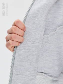 Укороченный бомбер из футера на молнии