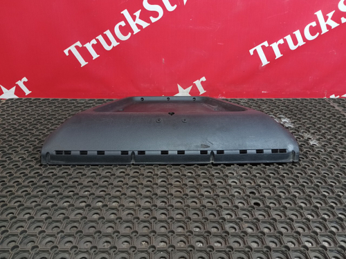 Накладка на торпедо 2020 год.