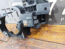 Кронштейн ПТФ правый Mazda CX-5 2 (KF) 17-нв Б/У Оригинал KB8B51684