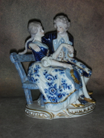 Статуэтка. Фарфор. Влюблённые на скамейке. Volkstedt. Германия